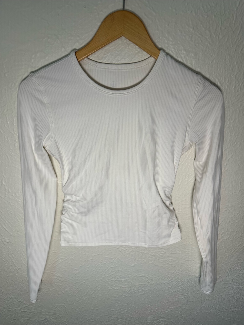 Lululemon Long Sleeve Top Womens Small White Ribbed Athletic Athleisure